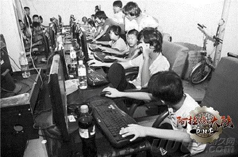 全网吧都是玩dnf的